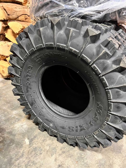 Maxxis RAZR 2 (NOVOS) 22x11-9