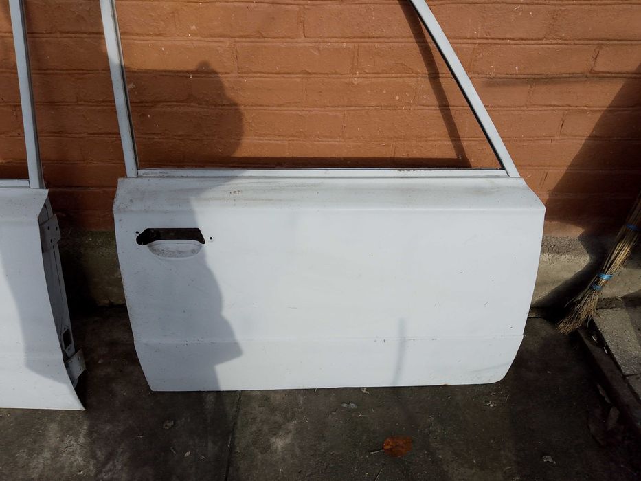 Двери на ваз 2101-2106.нове СССР.