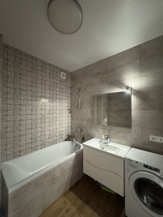 Продам евро 2 х комнатную квартиру в новом доме АГВ Таирова/Киевский