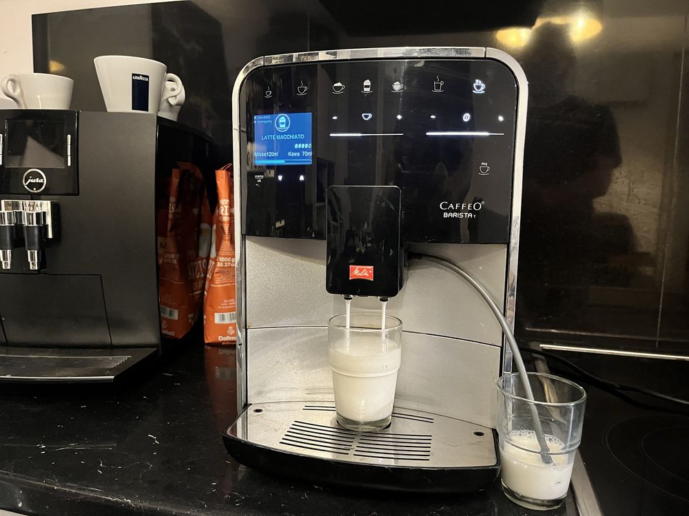 Ekspres Melitta Caffeo Barista T F73