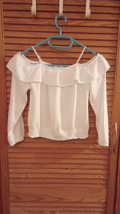 Biała bluzeczka 140