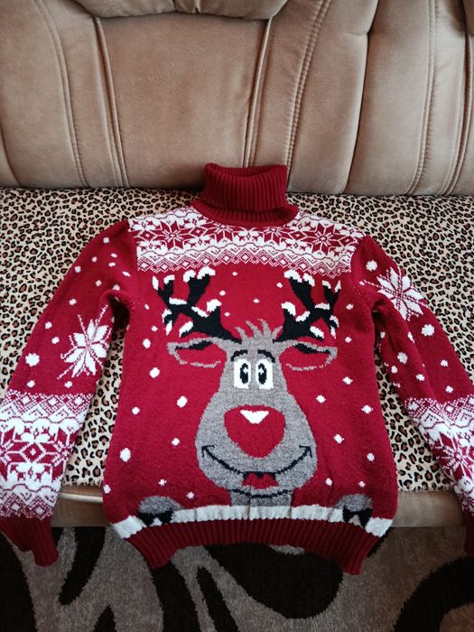 Тепленький новорічний світерок р.46-48