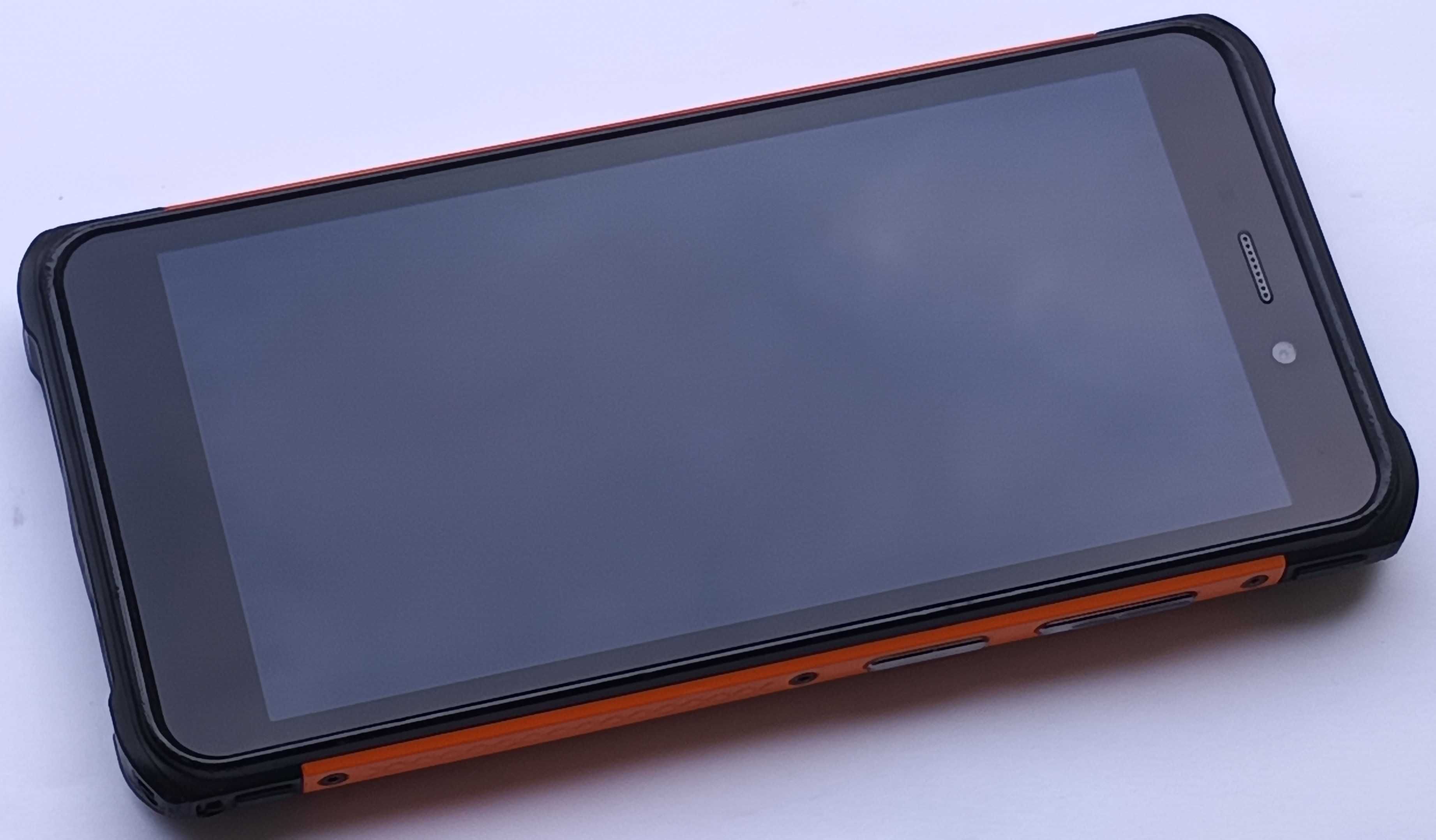 Hammer Iron 4 4GB/32GB Android 12 sprawny zestaw ekran bez rys