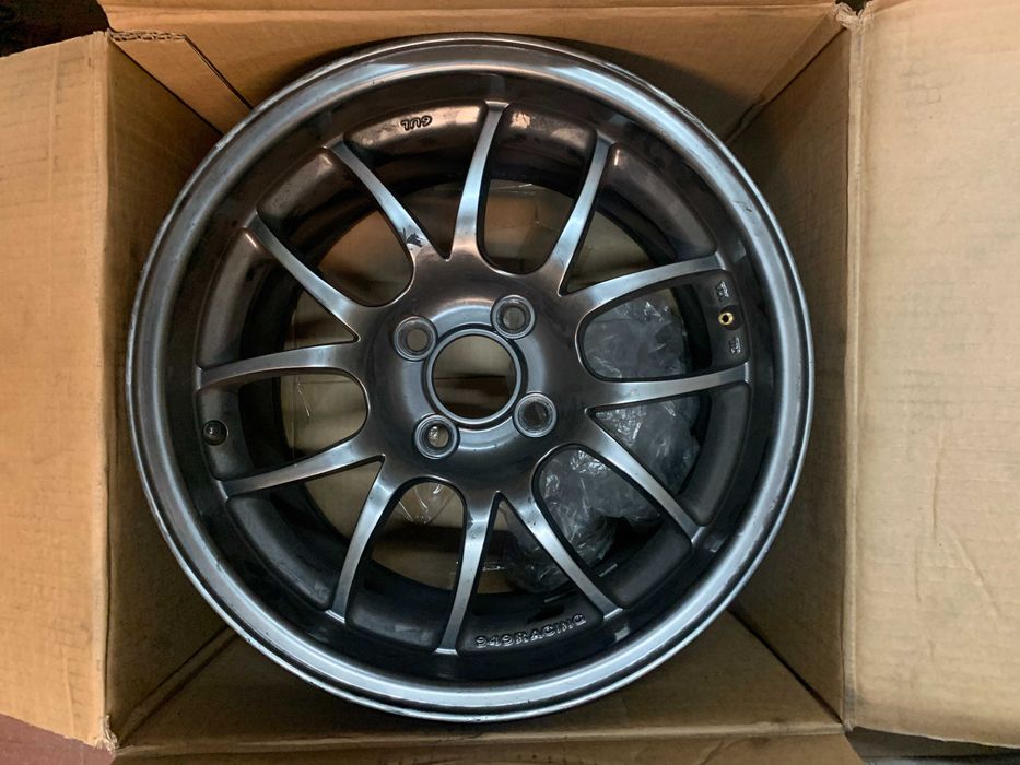 Jantes de Track day 6UL 15x9