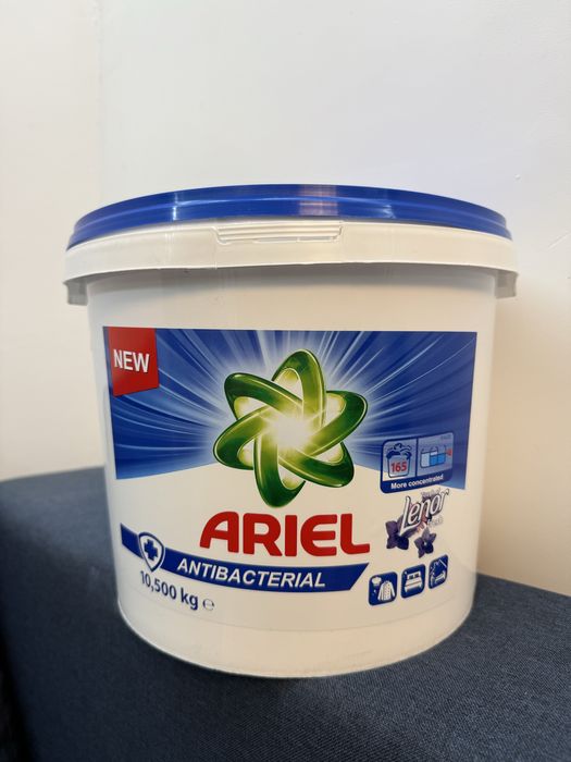 Пральний порошок універсальний Ariel Antibacterial 10,5 кг