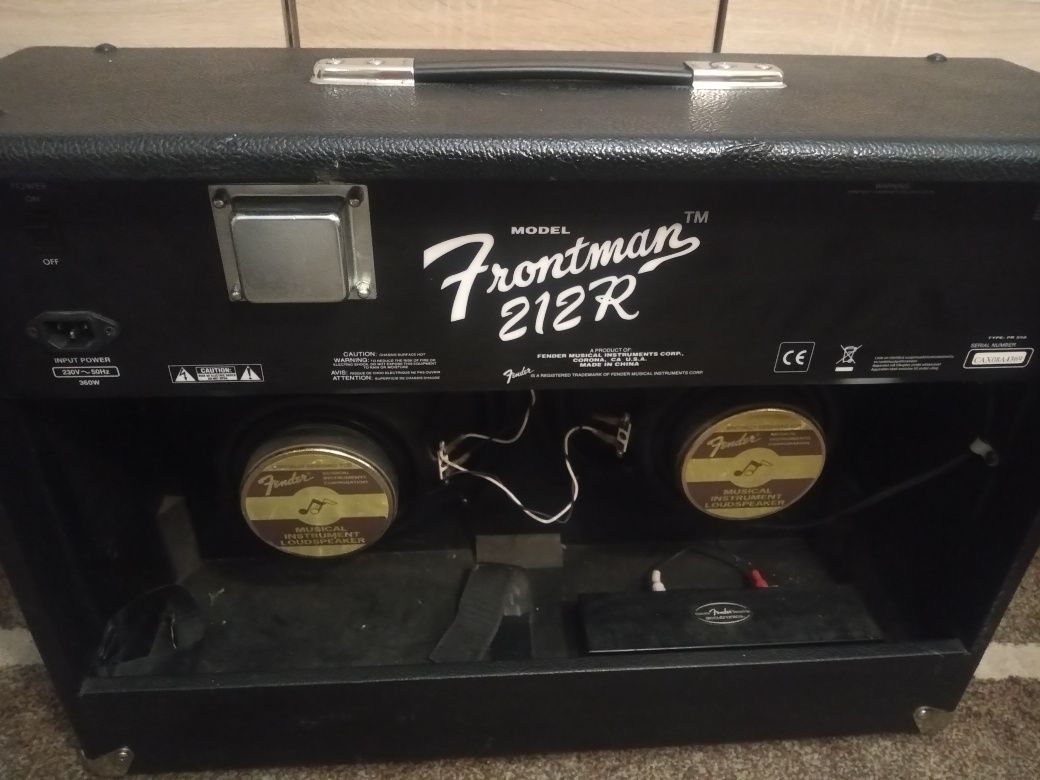 Fender Frontman 212R