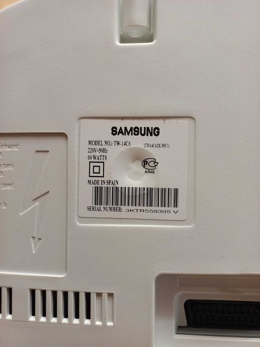 Продам новый телевизор Samsung с видеоплеером