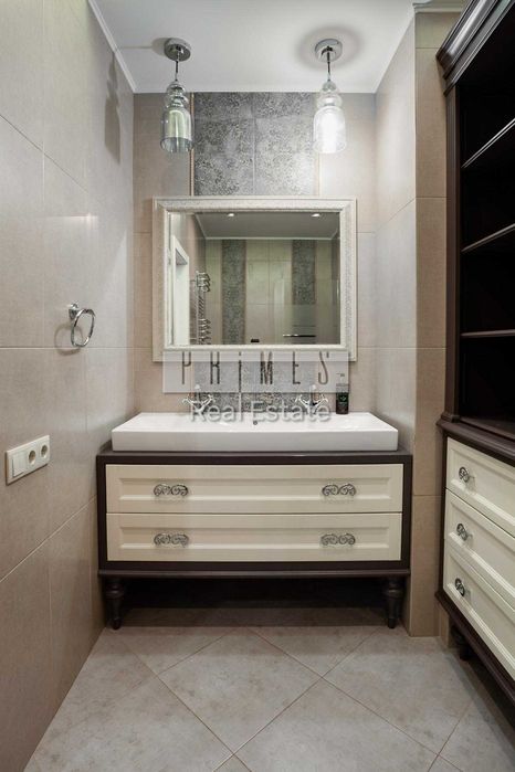 Продаж 3к квартири, Новопечерські Липки, вул. Верхогляда 11