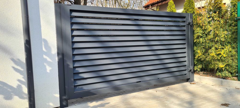 Brama aluminiowa ogrodzenie aluminiowe szkło