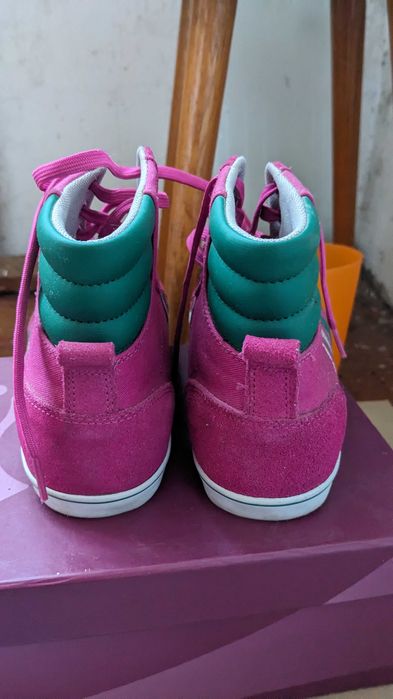 Спортивні жіночі кеди кросівки hummel розмір 39