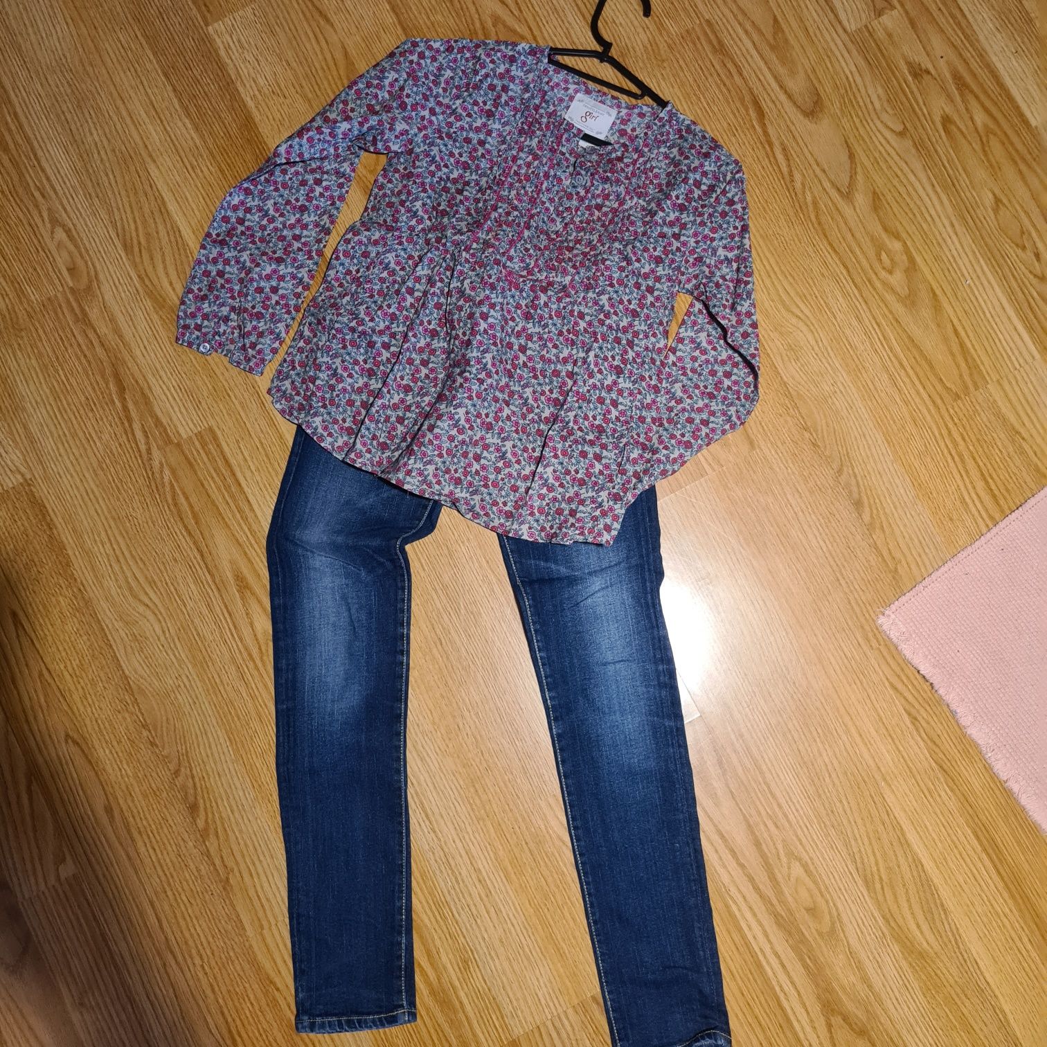 Conjunto calça e camiseiro
