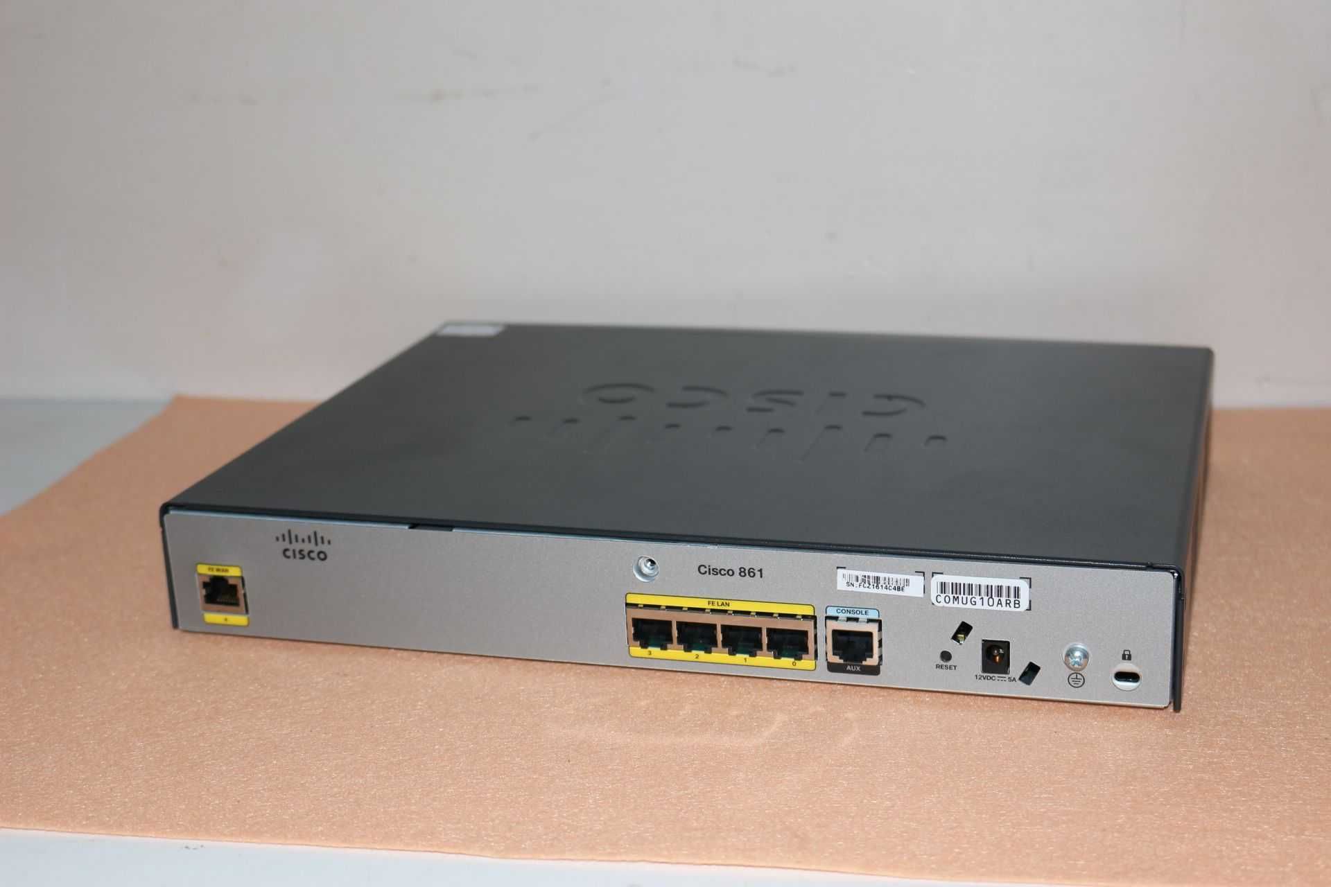 Router Cisco 861