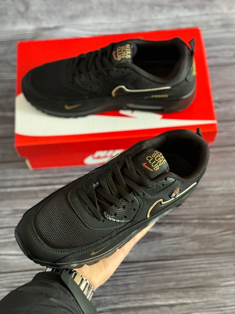 В наявності чоловічі кросівки Nike Air Max 90