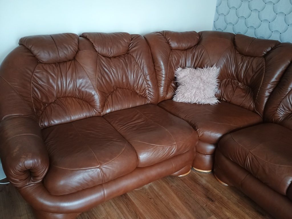 Kanapa narożna skórzana