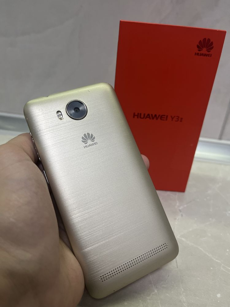 Huawei Y 3 || ( LUA - U22)