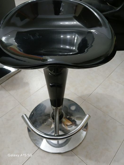 Banco giratório sobe e desce
