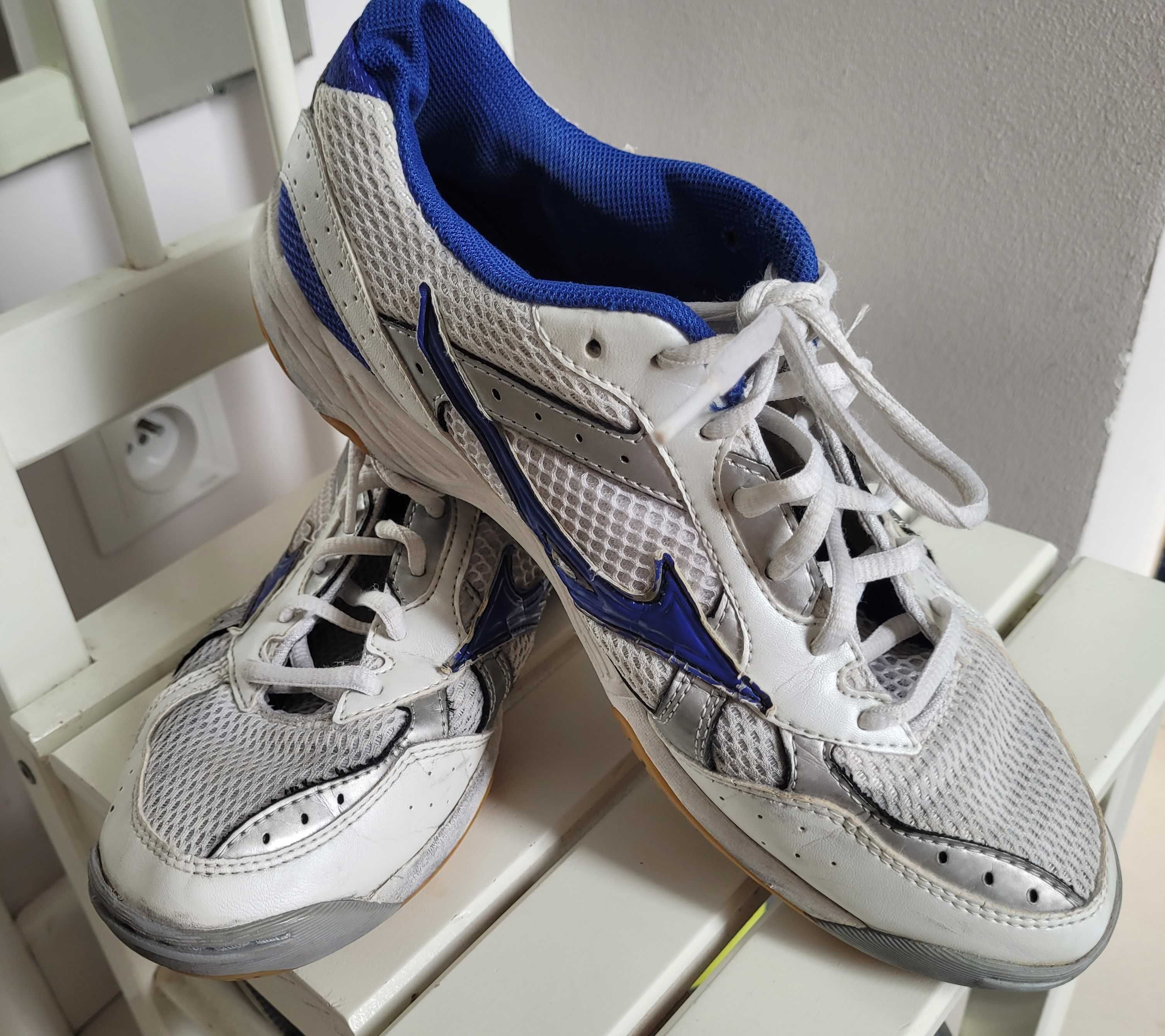 Buty halowe siatkówka MIZUNO WAVE TWISTER junior / rozm. 39