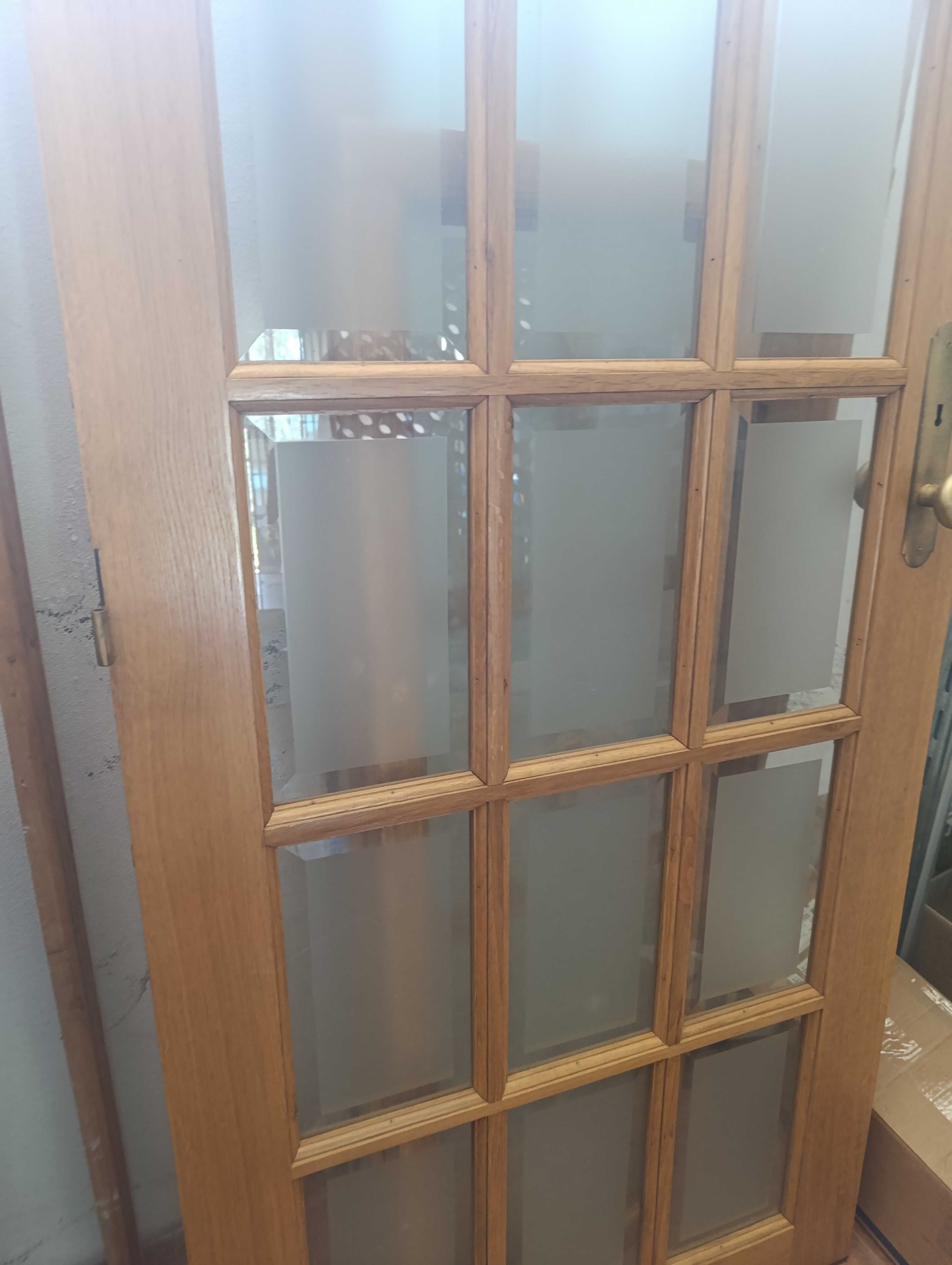 Vendo porta com aro madeira nogueira