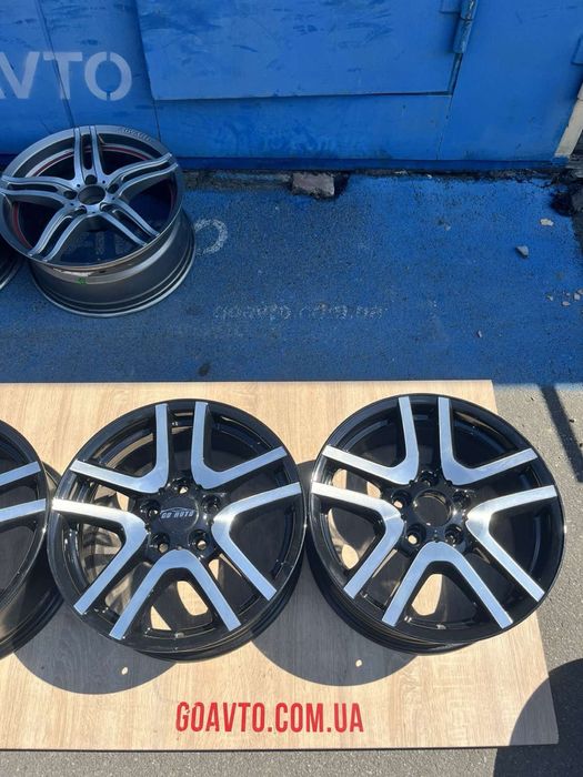 Goauto диски гарні на BMW T5 T6 VW 5/120 r17 et40 7,5j dia72,6 віваро