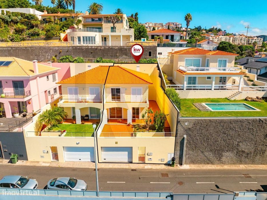 Moradia Geminada T3 à Venda em Caniço, Garajau