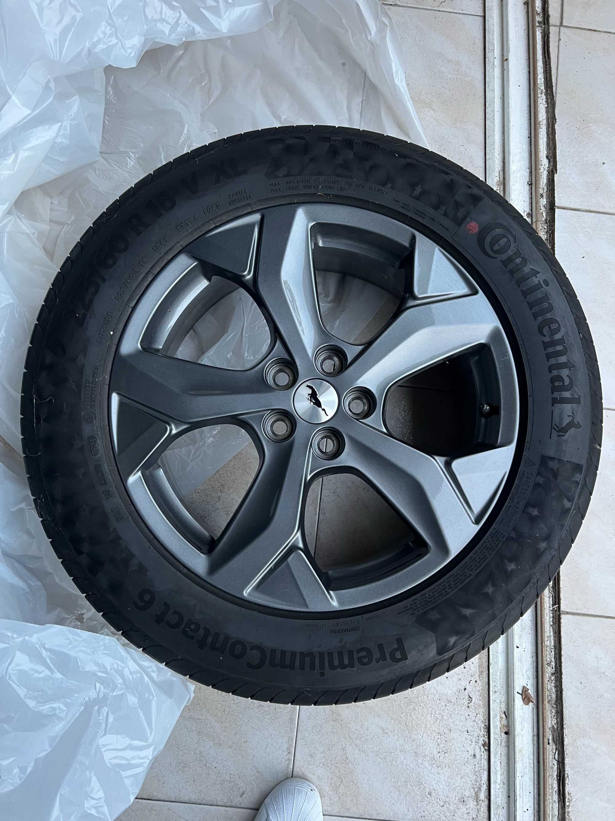 jantes 18´´ FORD MUSTANG E-MACH originais com pneus