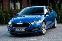 Skoda Octavia 1.5 Hybryda 150KM LED Virtual Martwe pole ACC Front Ass. lane Kamera