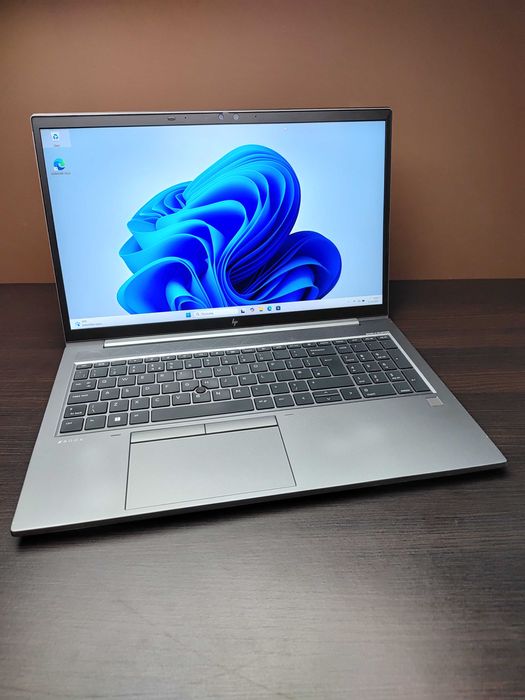 LAPTOP | HP ZBook FireFly 15 G8 | i7-1165G7 | Quadro T500 16GB 512SSD