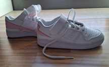 Tênis Rosa e Brancos Adidas Originais - Tamanho 30