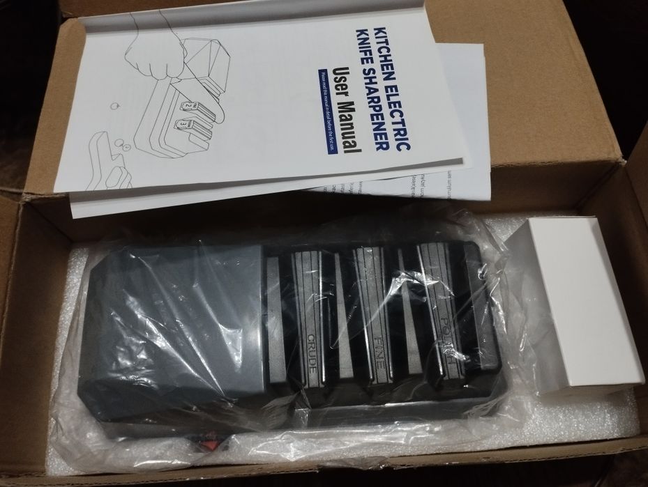 Професійна електро точилка для ножів ножеточка трьохступенева