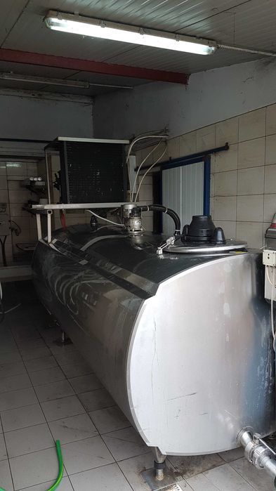 Schładzalnik, zbiornik, chłodnia na mleko