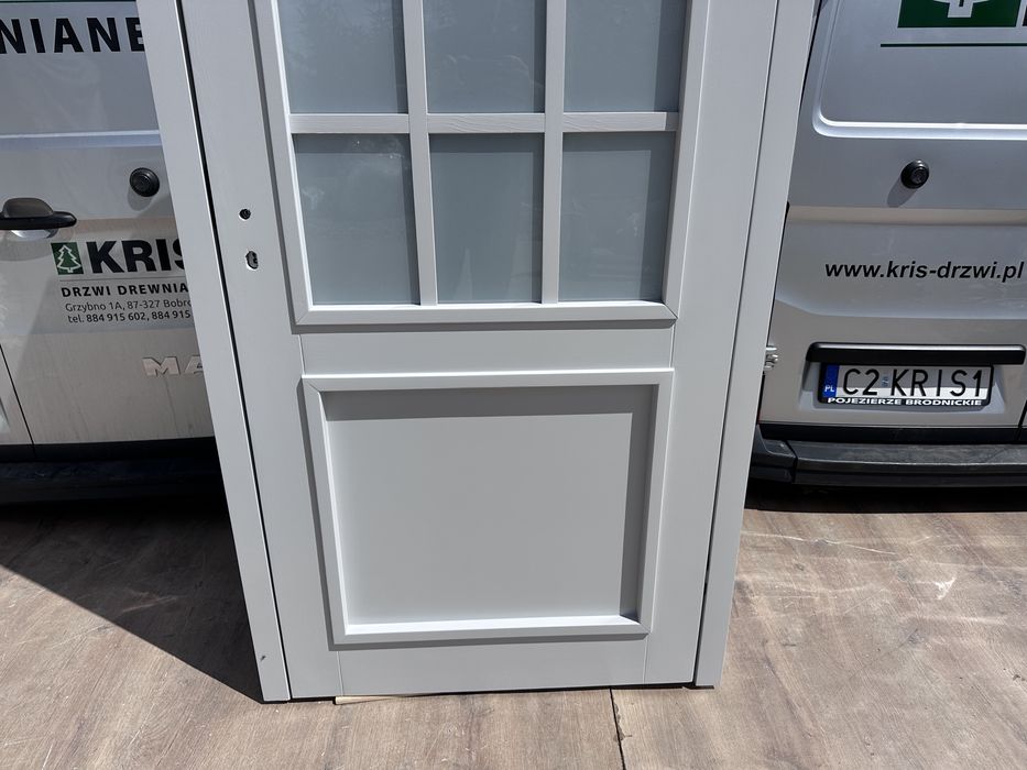 Drzwi zewnętrzne drewniane Na wymiar wejściowe dostawa i montaż Polska