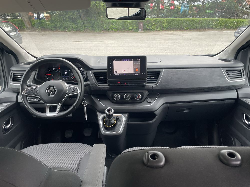 Wynajem Busa 9 osób Renault Trafic 2023r Narty/Wakacje/Transport osób