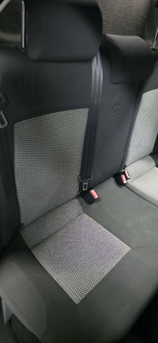 Lavagem de interiores de carro e sofas, colchões, cadeiras