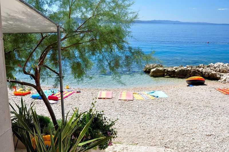 Chorwacja / Drašnice / apartamenty BEPINA przy plaży.