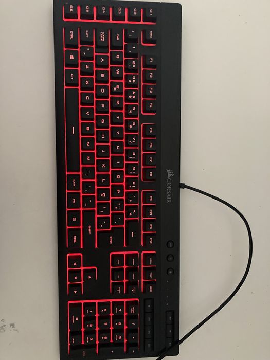 Teclado da corsair modelo K55