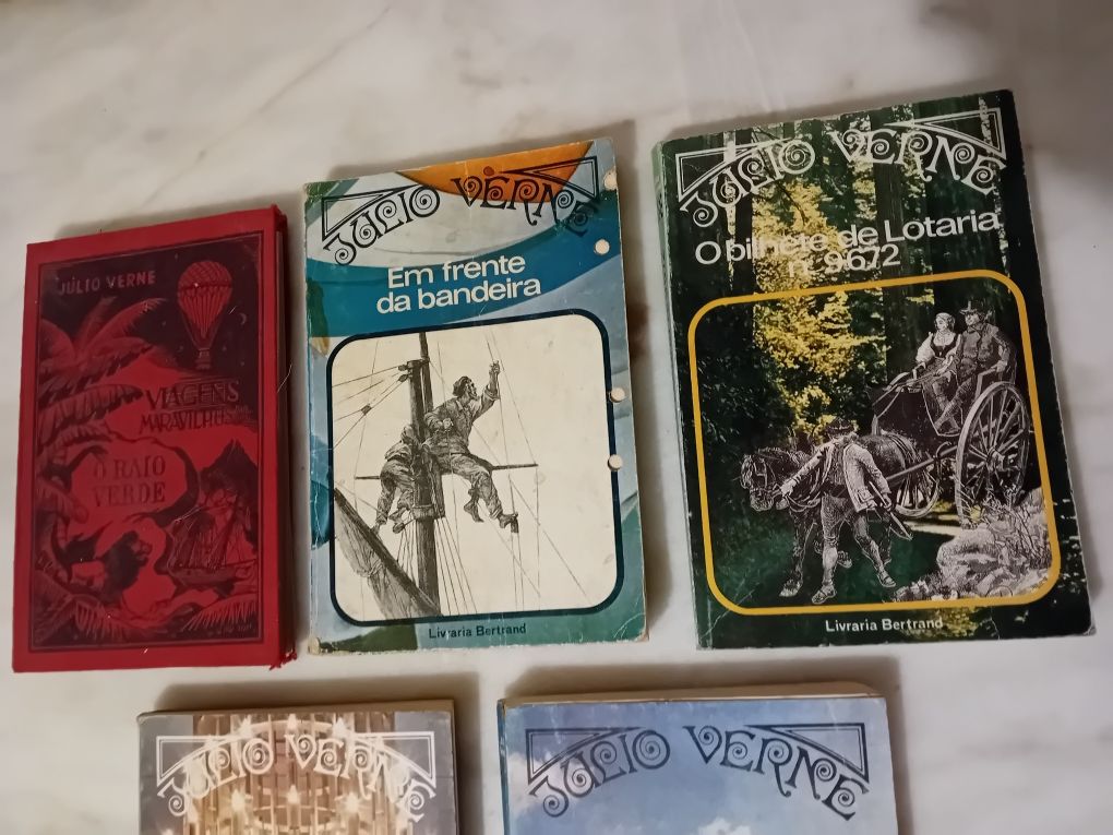 Conjunto de 5 Livros Júlio Verne