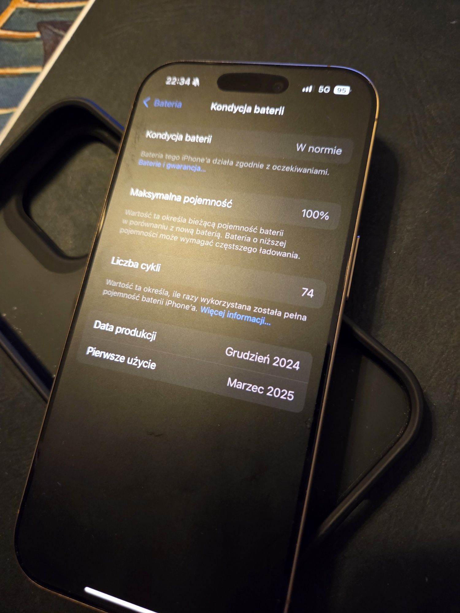 Iohone 16 pro desert