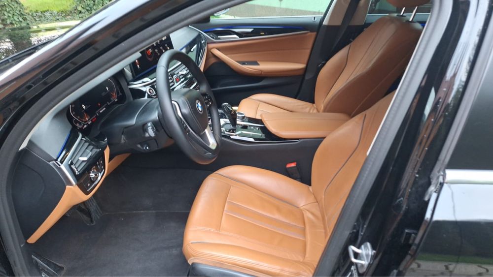 Samochód BMW seria 5 520i rok 2022 kombi