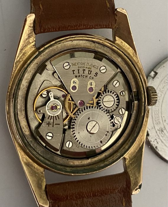Relógio TITUS Watch Co, mecânico antigo