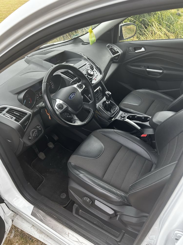 Kuga 1.5 benzyna