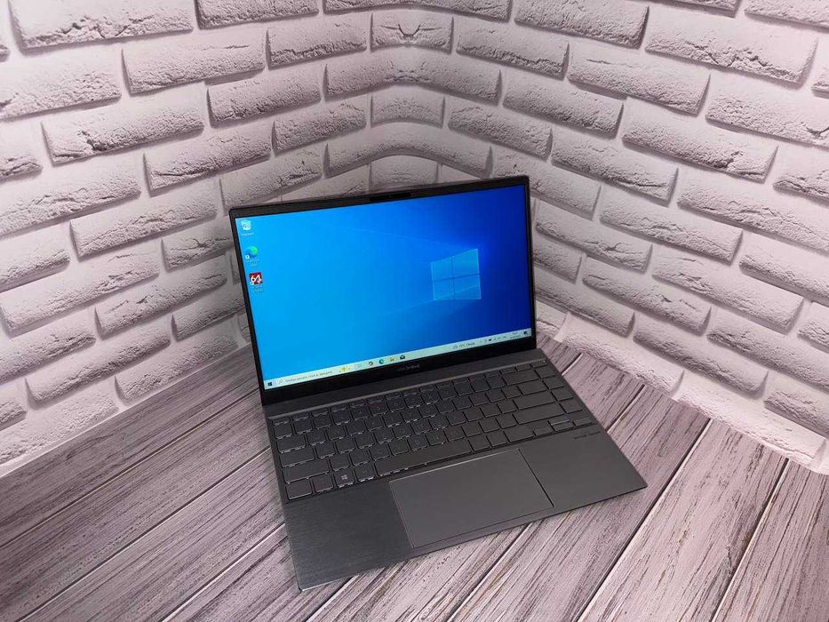 Asus Zenbook Q408UG | Ryzen 5 5500U | MX450 | 8GB Ram | 256 SSD