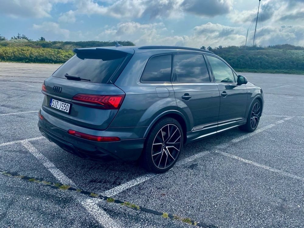 Audi q7 50 tdi sline matrix hud bose cam 360 black editition 7 osob