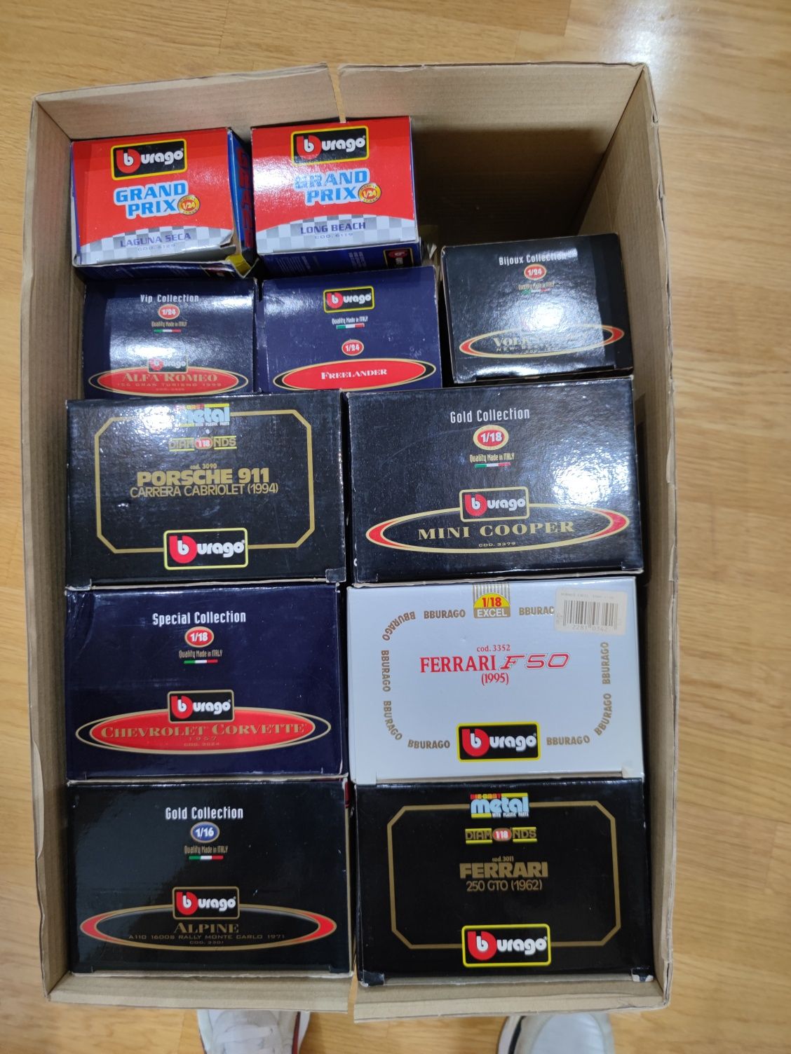 Vendo coleção toda - Carros de Coleção Bburago