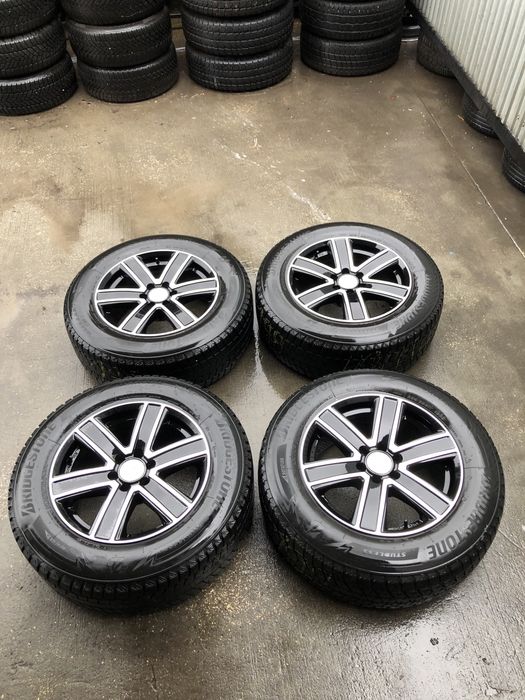 Nissan Navara Pathfinder Felgi opony 235/65 R17 8Jx17 6x114.3 ET30