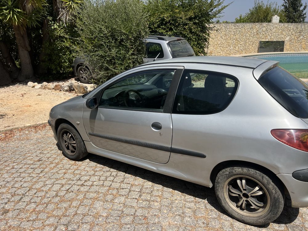 Peugeot 206 a gasolina