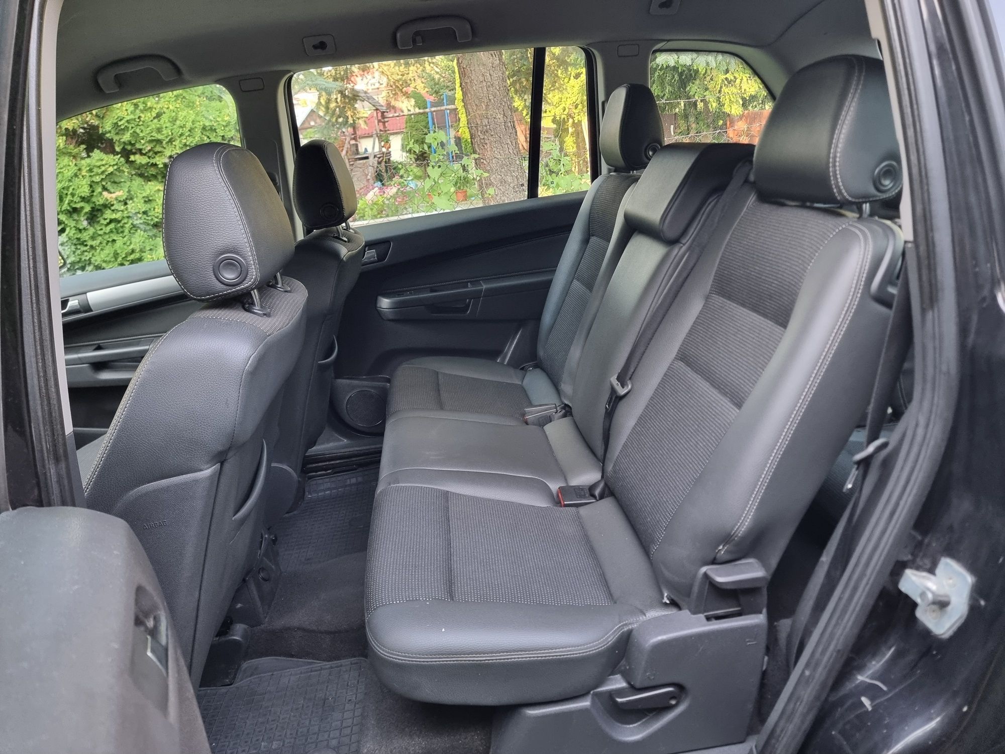 Opel Zafira B 1.9 CDTI - 7 osobowy , Automat,  Nowe opony wielosezonow