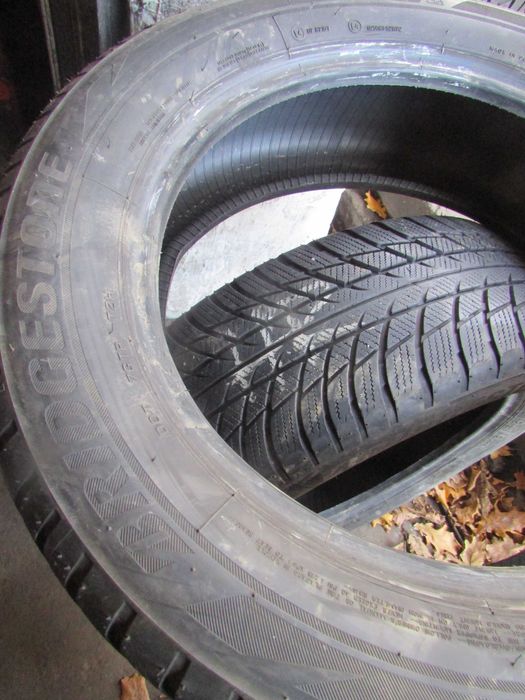 205/60/17 пара зимових шин Bridgestone