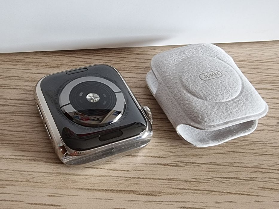 Apple watch series 5 GPS 40mm