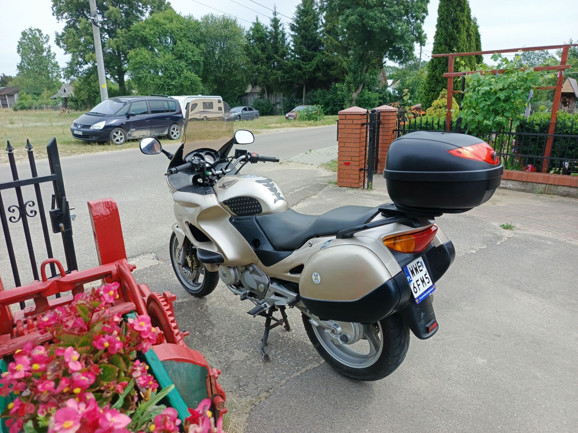 Honda NTV 650 Deauville zadbana, długie opłaty!