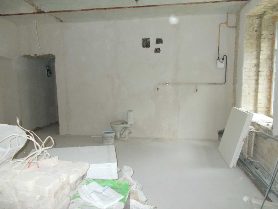 Продам 1-но кімн кв-ру 44\25\9 м2 пр-т Миру 157  м Чернігів